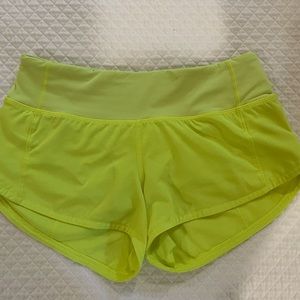 COPY - Lululemon Neon Yellow Speed Up Shorts! 2.5” Low Rise! EUC! Size 2